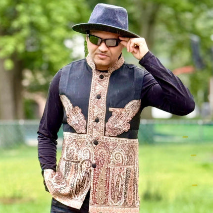 Kani pashmina Jamawar  MENS WOVEN Paisley waistcoats, structured slim fit |Black  foundation | Statement fashion wear| size 36,44,46,48