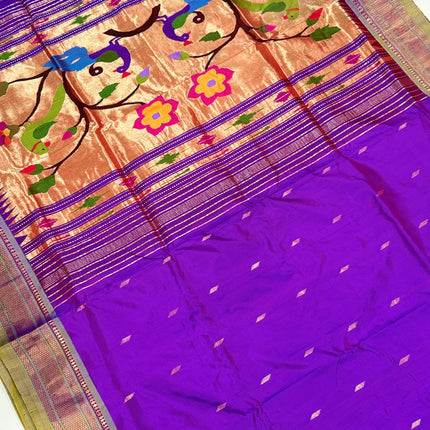 Authentic Maharani Paithani from Yeola| 100% handwoven Pure Silk saree in Magenta Color with light Olive border|Silk Mark Certified