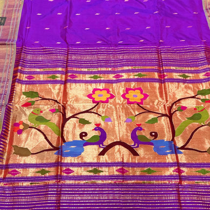 Authentic Maharani Paithani from Yeola| 100% handwoven Pure Silk saree in Magenta Color with light Olive border|Silk Mark Certified