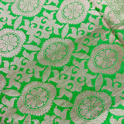 Pure Banarasi Kaduwa Silk Saree | Motifs weaving and bright yellow/light Pista  border | Hand Woven | Lock weaving| Silk Mark certified