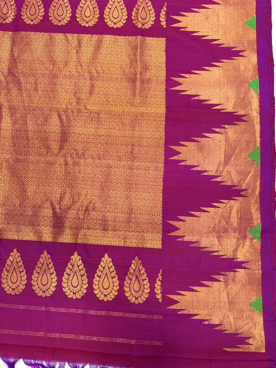 Pure handloom Gadwal Silk Saree | 100% Pure Silk | Silk Mark Certified |  Magenta color with Pattu Temple Border
