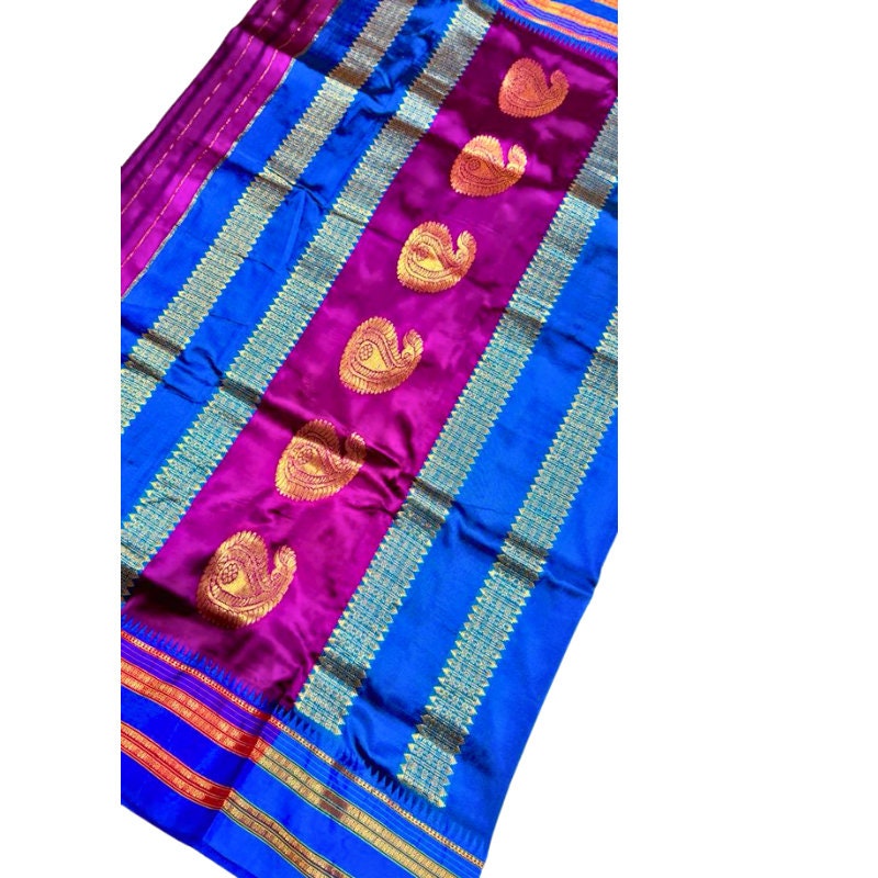 Original Narayan Peth Silk Saree from Yeola(With Unstitched Blouse Piece) - Magenta | Firozi Blue Border Pallu
