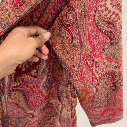 Kani Jamawar women's blazer, pink paisley, fabric detail