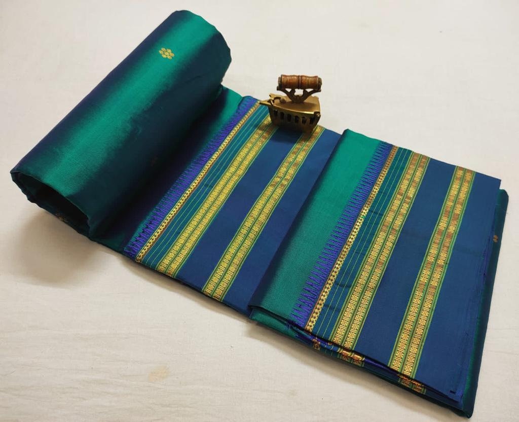 Original Narayan Peth 100% Pure Silk Saree from Yeola, Maharashtra (With Unstitched Blouse Piece) - Green with Blue border