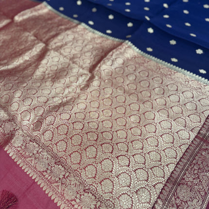 Navy blue/Red border,Pallu Banarasi Kora Organza Silk Saree With Motifs Pattern | SILK MARK CERTIFIED