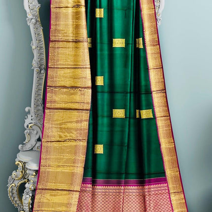 Green color Pure Silk Kanjivaram Saree With Motifs Pattern | SILK MARK CERTIFIED