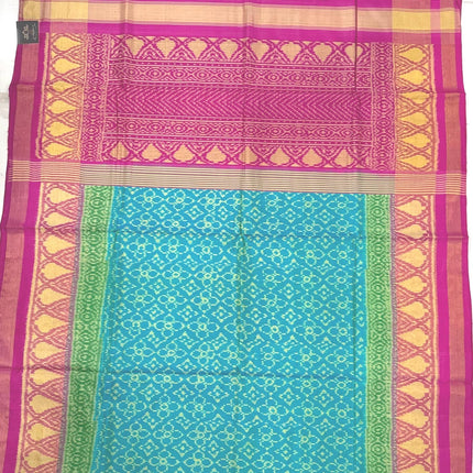 Handloom Rajkot Patola Silk Saree: Firozi Blue & Magenta