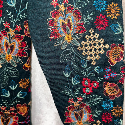 Aan Silk House Original winter collection | 3 pcs Kashmiri woolen set| Dark Green with all over hand sozni | size 40