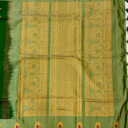 Handloom Gadhwal Silk Saree | Green with Muniya Border | Silk Mark