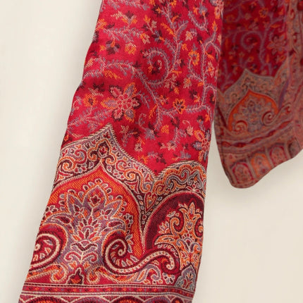 Kani Jamawar women's short winter jacket, red paisley, sleeve and hem detail